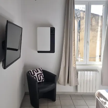 Stephanie * Remoulins