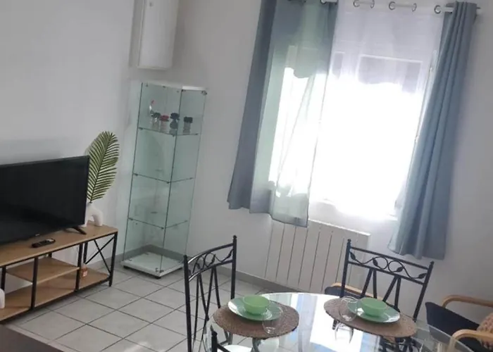 Stephanie Apartament *